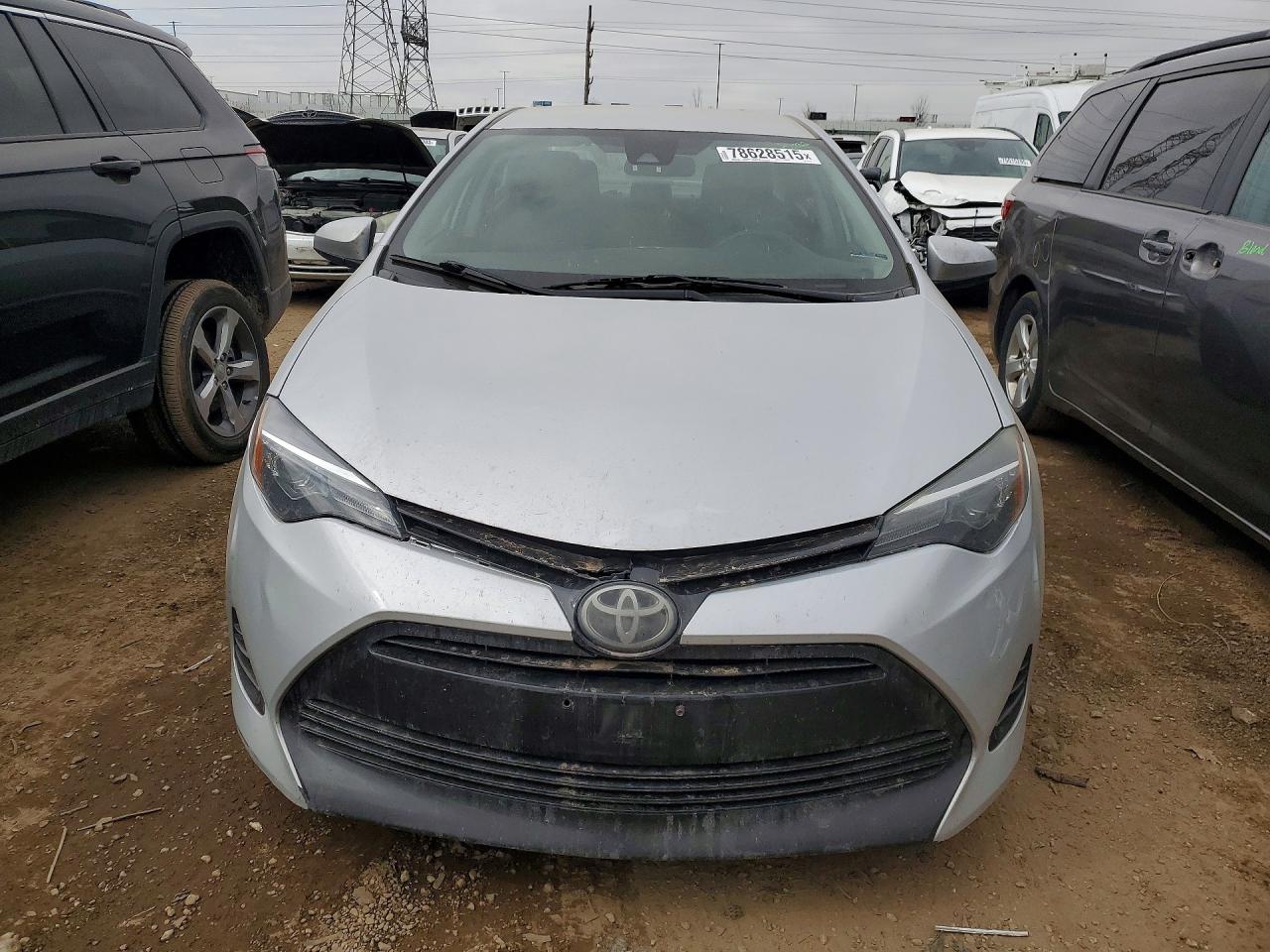 2018 TOYOTA COROLLA LE photo 9