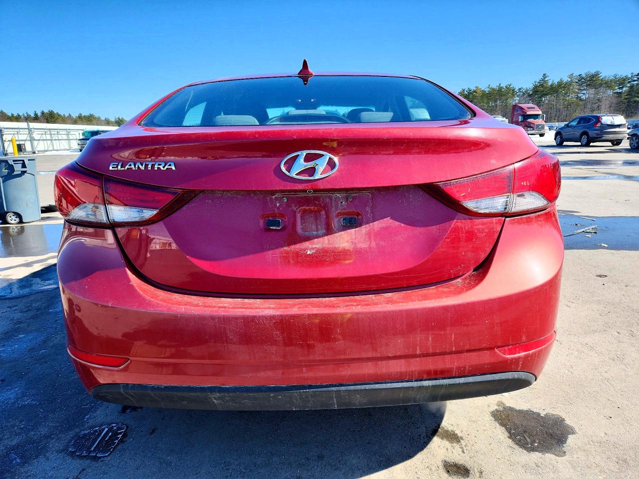 2015 HYUNDAI ELANTRA SE photo 16