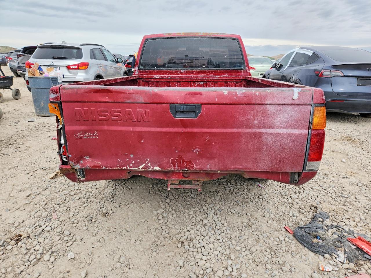 1993 NISSAN TRUCK BASE photo 11