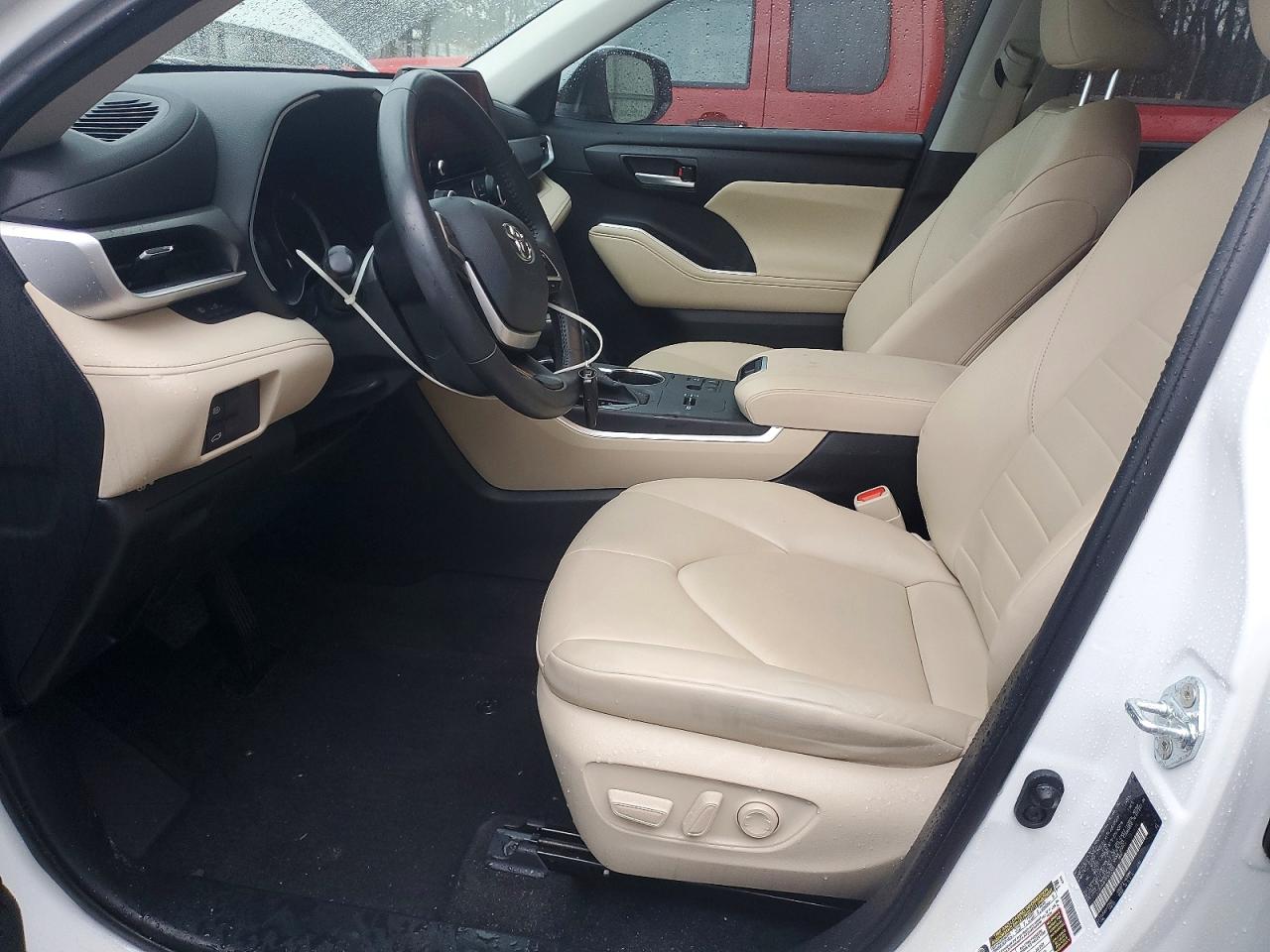 2023 TOYOTA HIGHLANDER photo 7