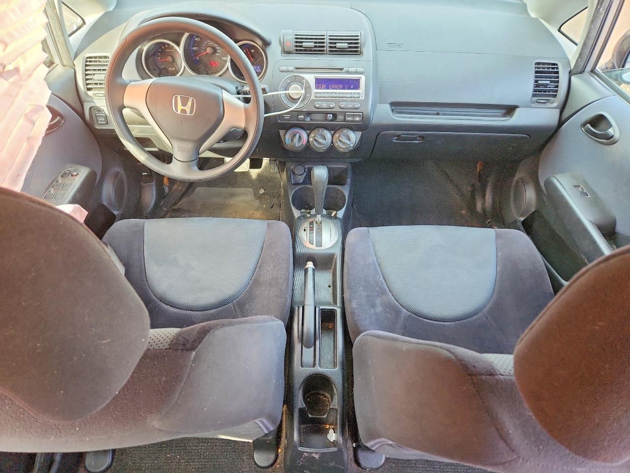 2008 HONDA FIT photo 8