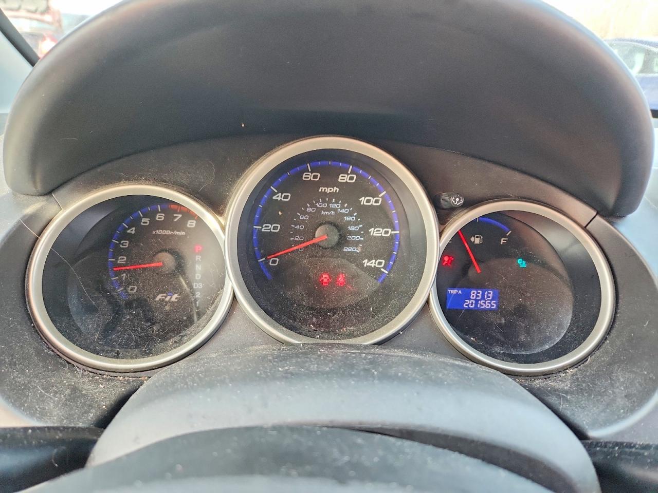 2008 HONDA FIT photo 9