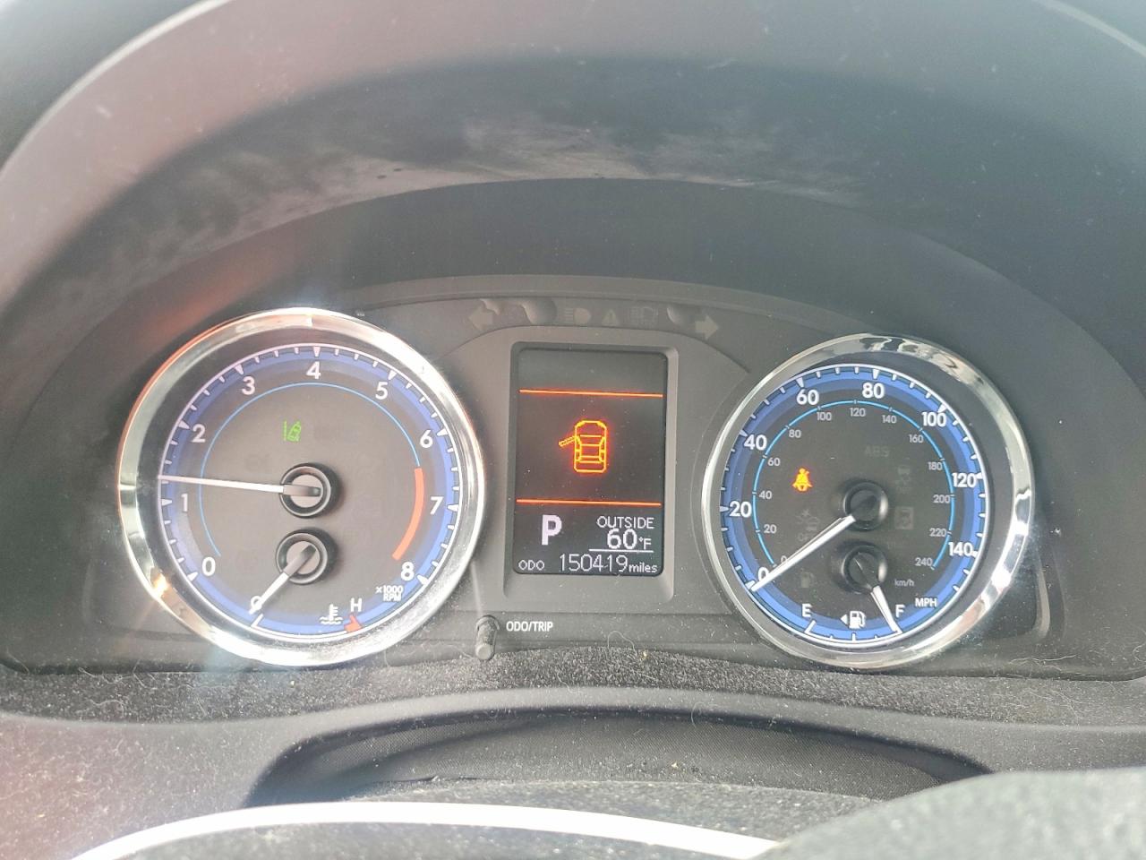 2019 TOYOTA COROLLA LE photo 9