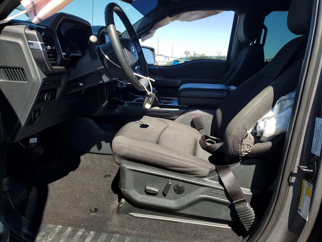 2023 FORD F150 SUPERCREW photo 19