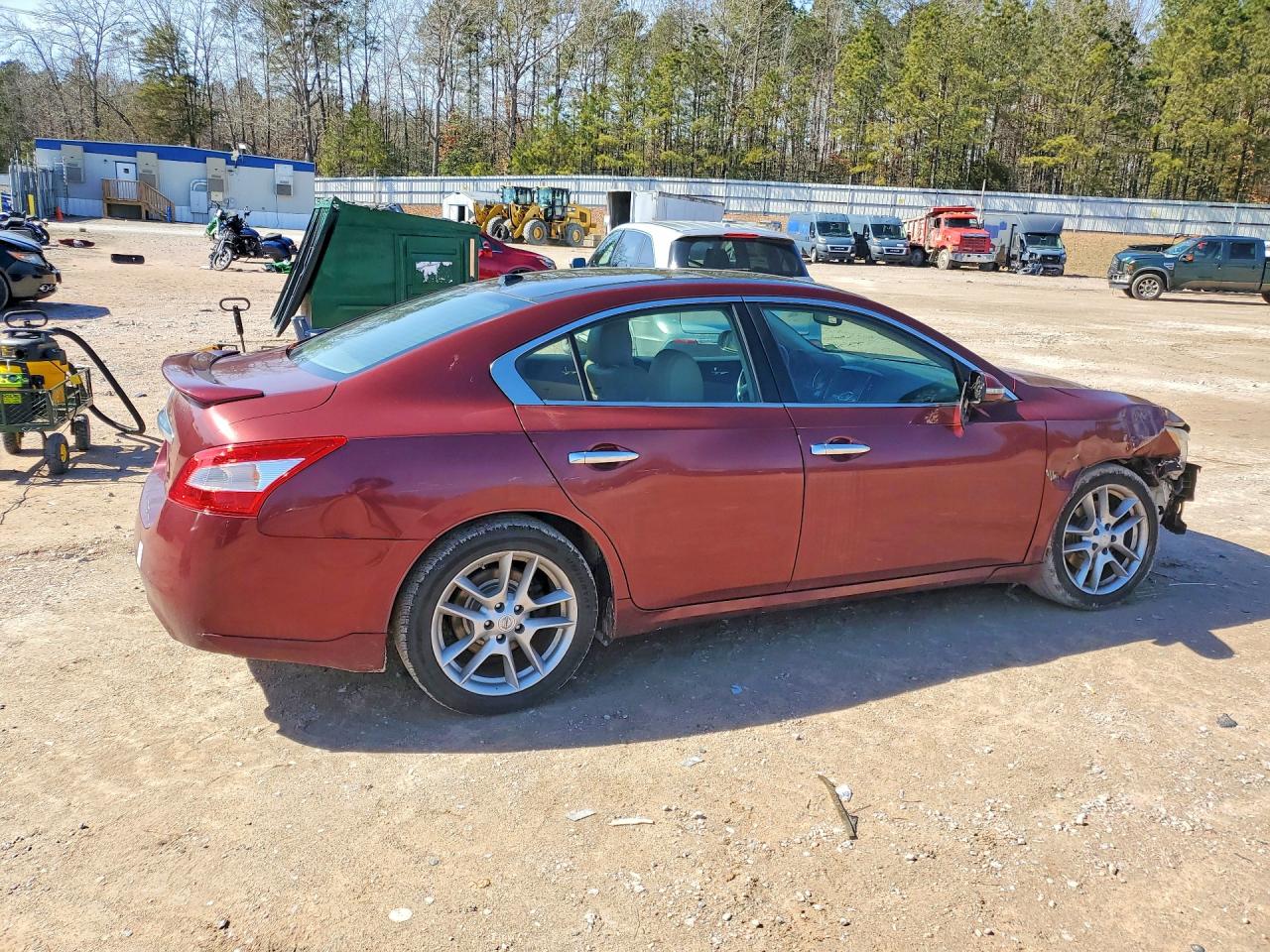 2011 NISSAN MAXIMA photo 3