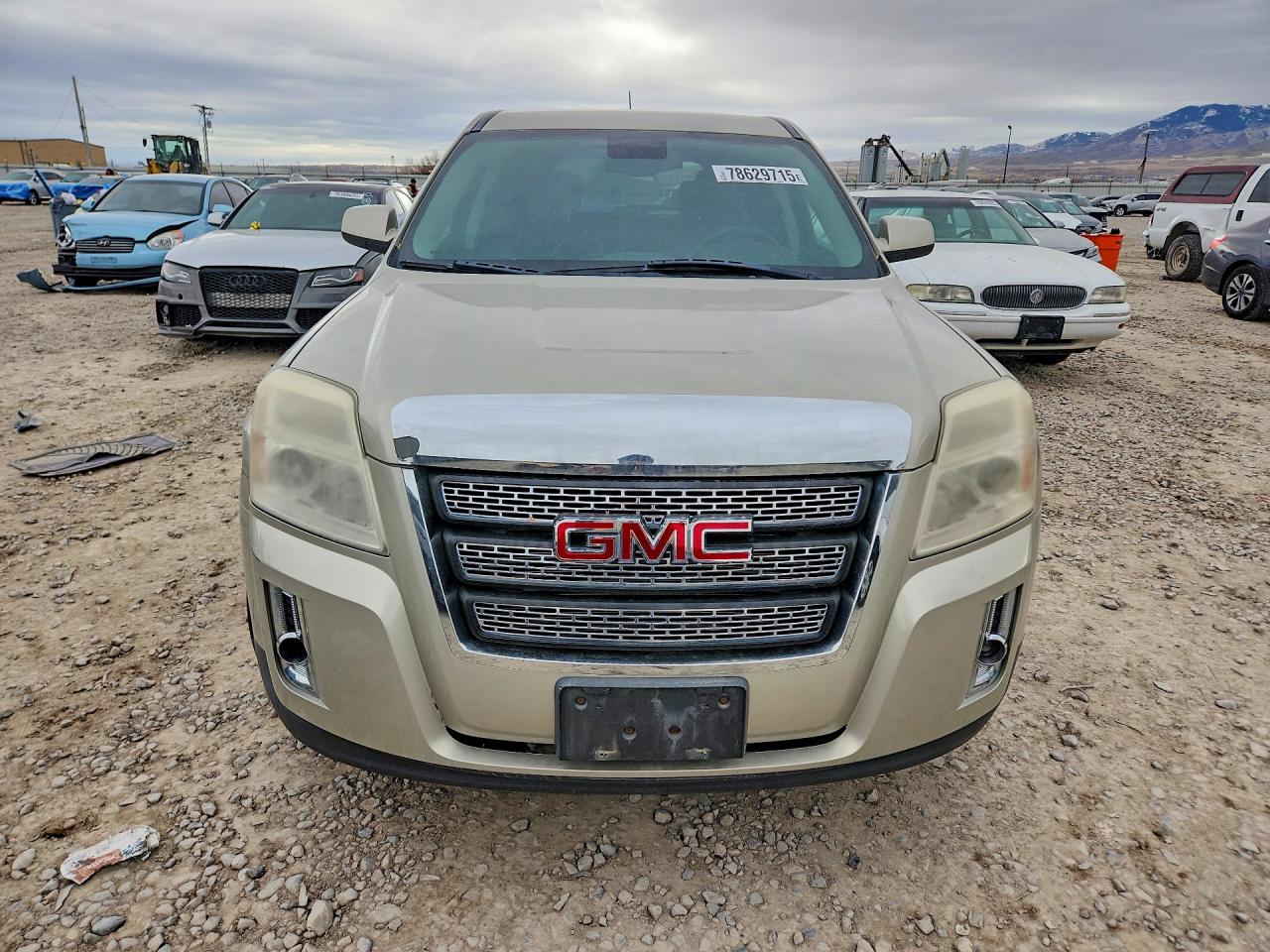 2013 GMC TERRAIN SLE photo 9