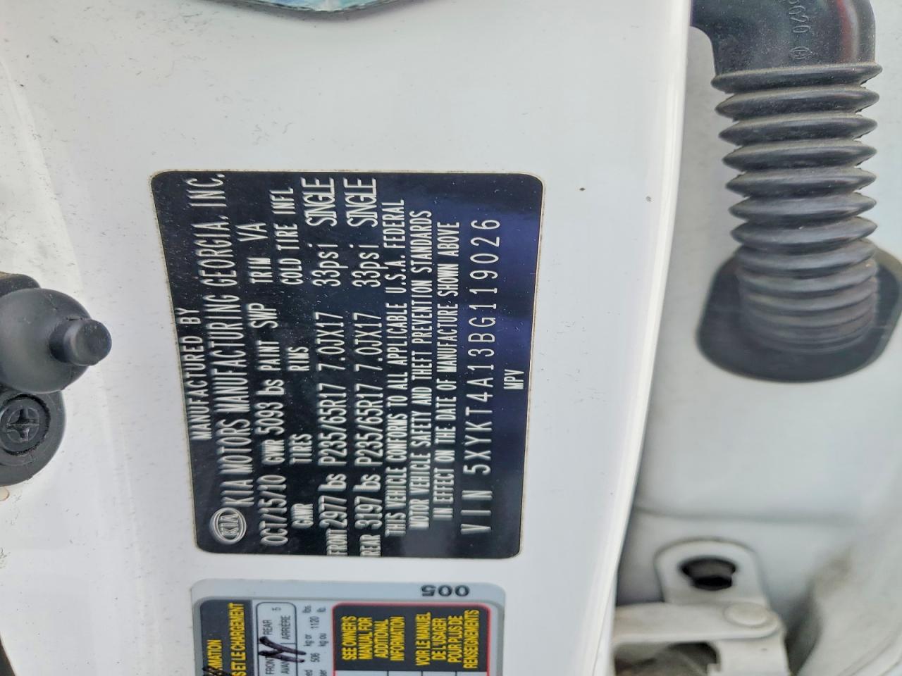 2011 KIA SORENTO BASE photo 13