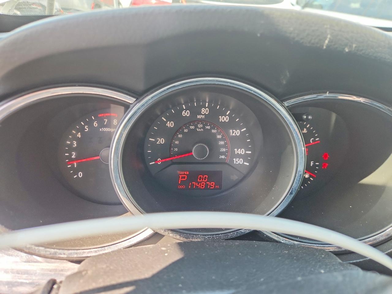 2011 KIA SORENTO BASE photo 9