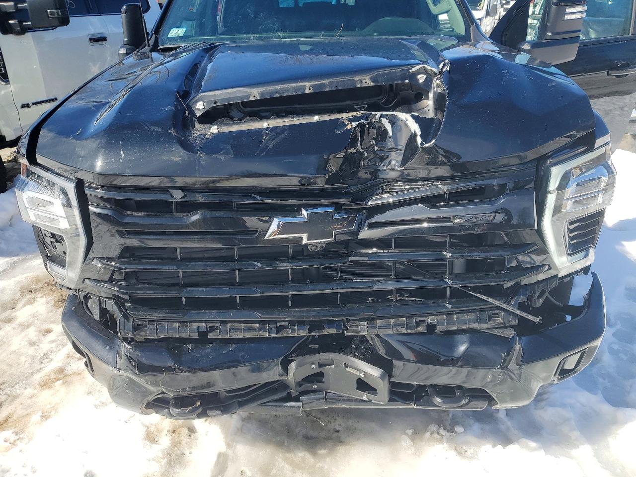 2024 CHEVROLET SILVERADO K2500 HEAVY DUTY LT photo 34