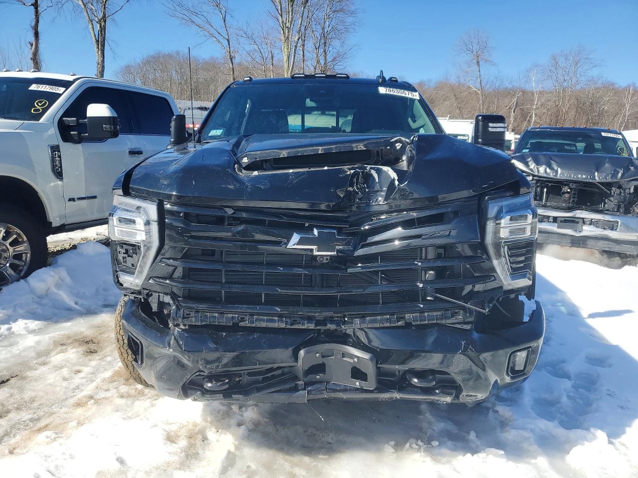 2024 CHEVROLET SILVERADO K2500 HEAVY DUTY LT photo 13