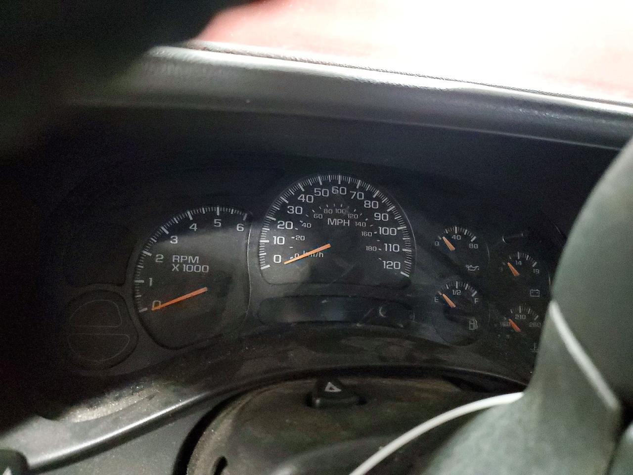2003 GMC YUKON XL K1500 photo 17