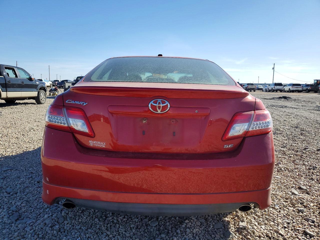 2011 TOYOTA CAMRY BASE photo 6