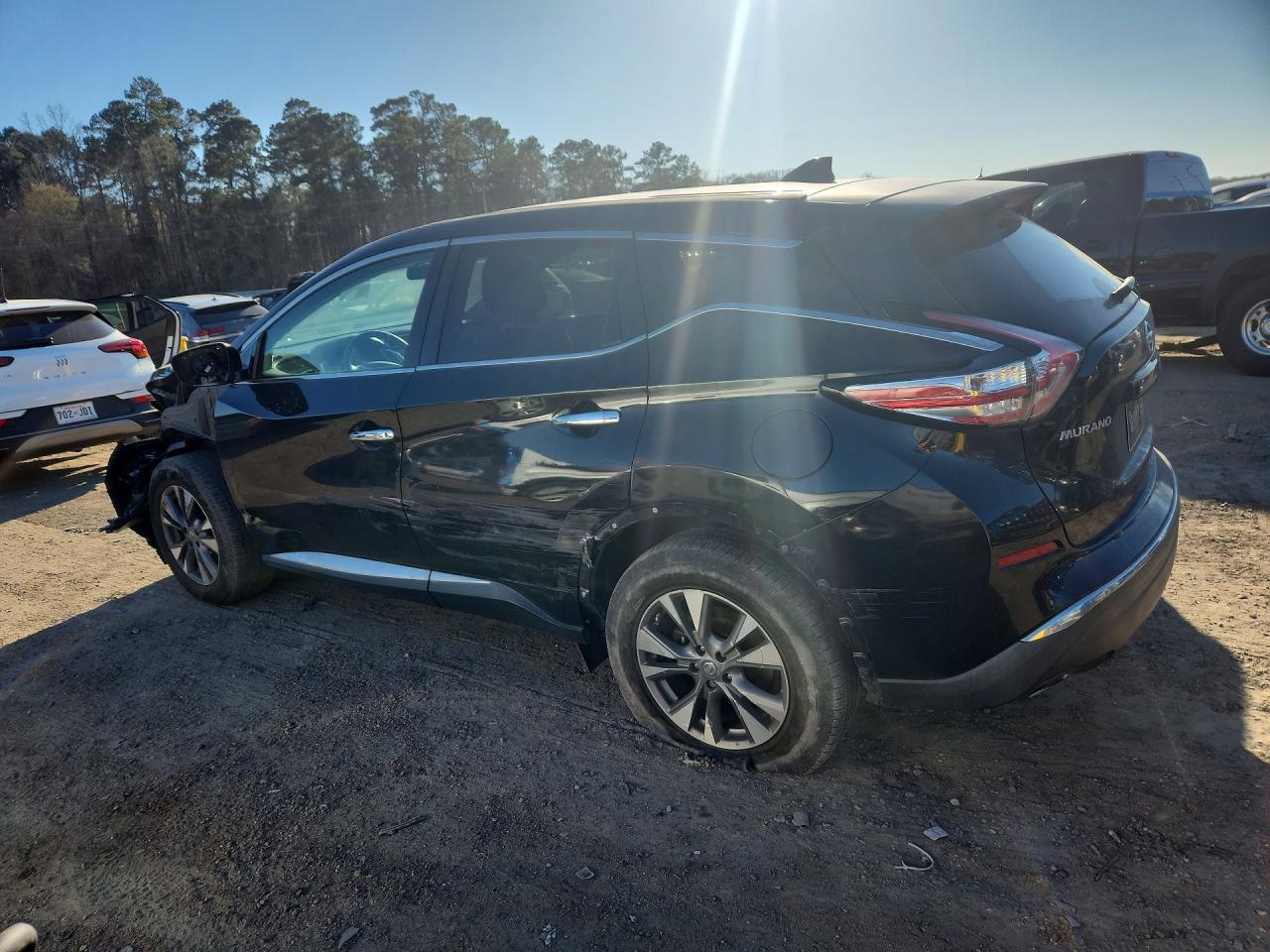 2018 NISSAN MURANO S photo 2