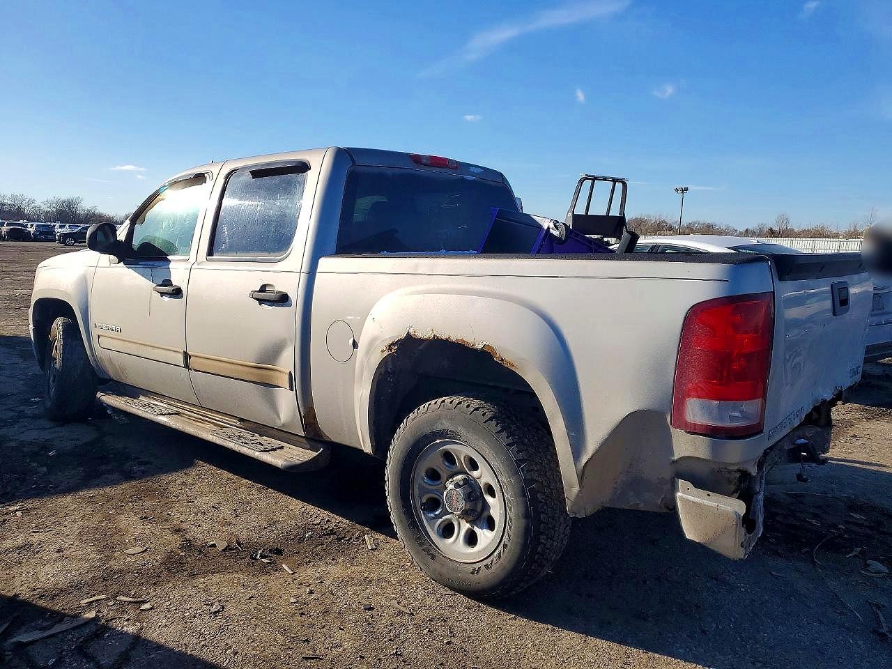 2008 GMC SIERRA C1500 photo 2