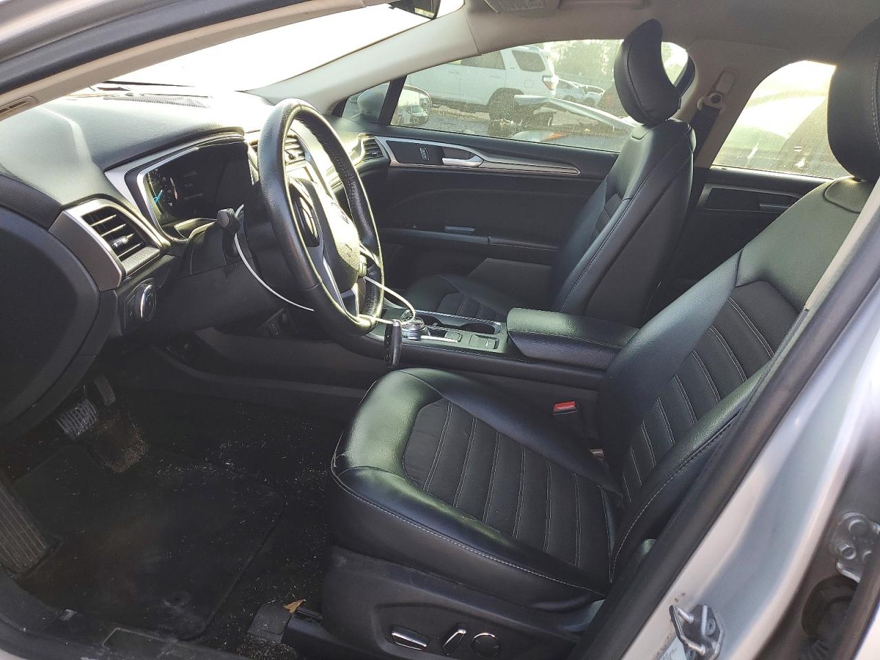 2017 FORD FUSION SE photo 7