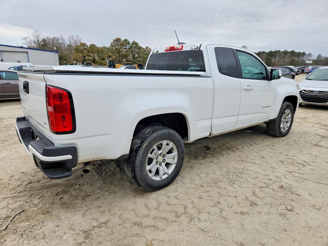2022 CHEVROLET COLORADO LT photo 3