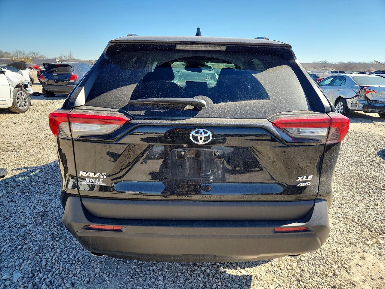 2022 TOYOTA RAV4 XLE PREMIUM photo 6