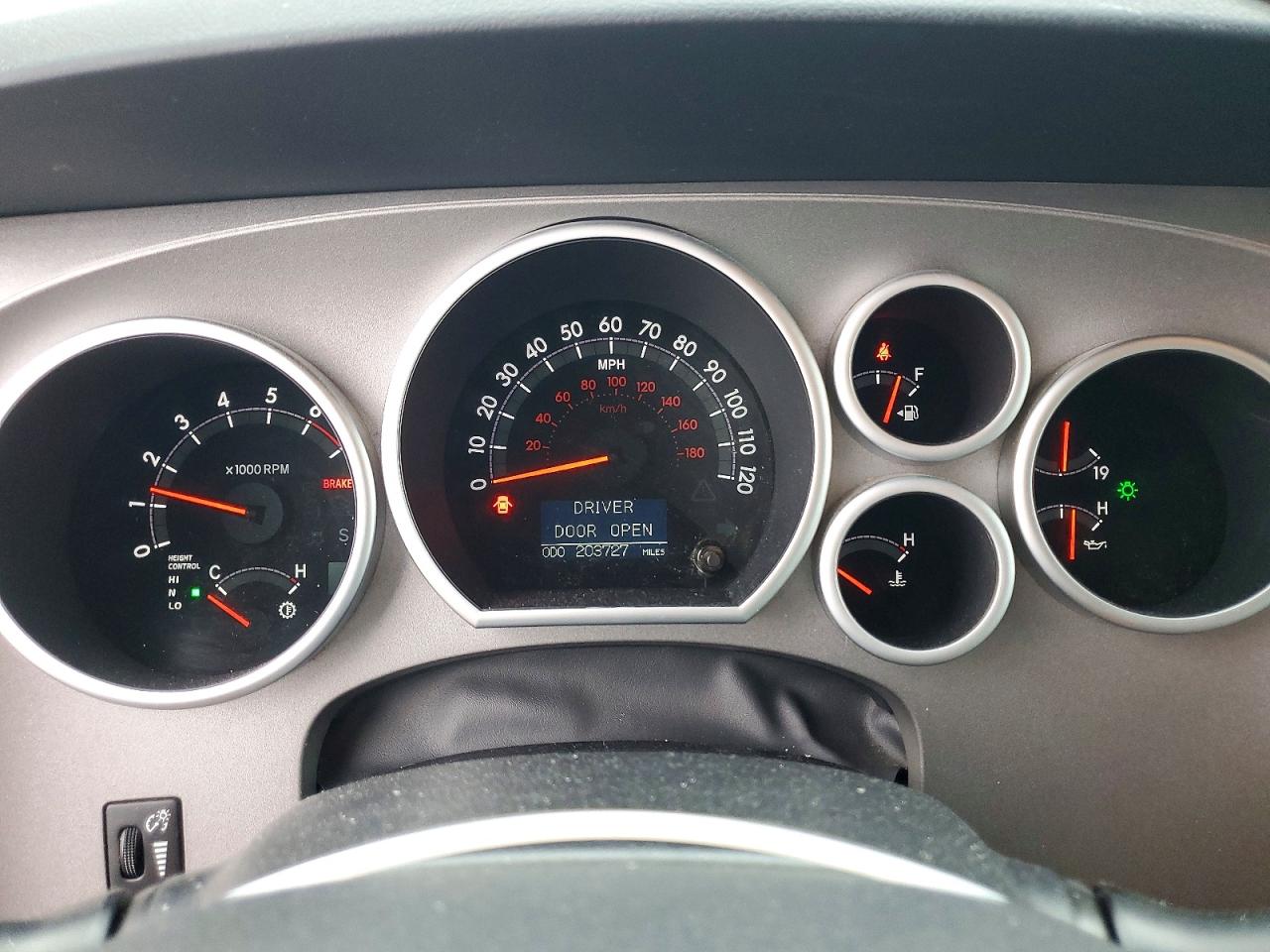 2010 TOYOTA SEQUOIA PLATINUM photo 17