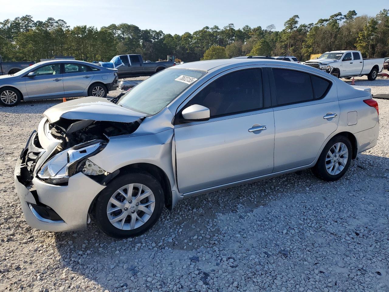 2018 NISSAN VERSA