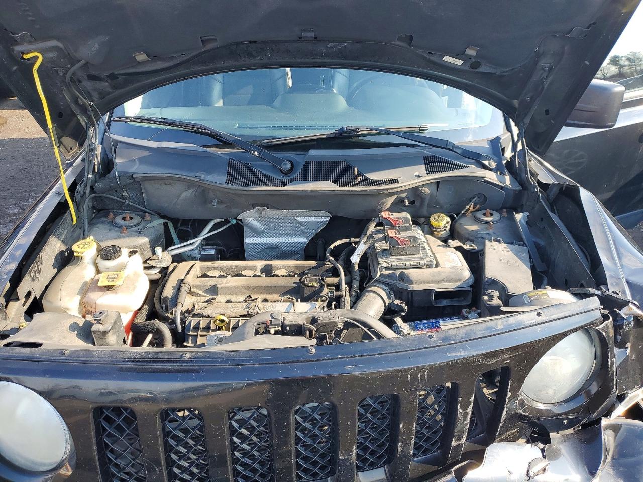 2014 JEEP PATRIOT LATITUDE photo 12