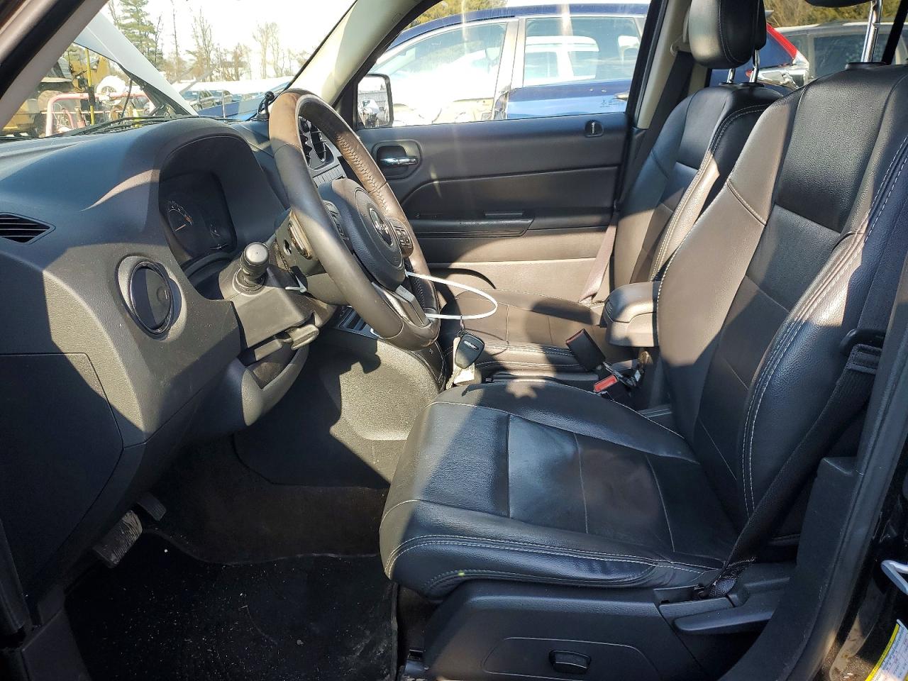 2014 JEEP PATRIOT LATITUDE photo 7