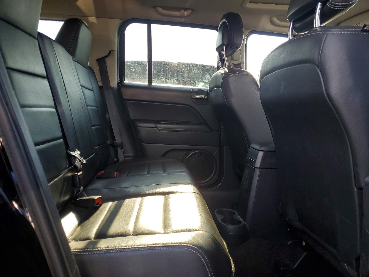 2014 JEEP PATRIOT LATITUDE photo 11