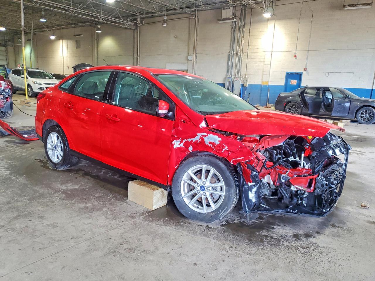 2015 FORD FOCUS SE photo 4