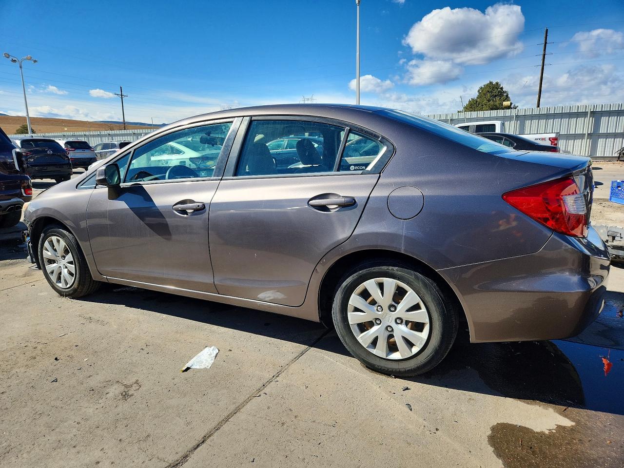2012 HONDA CIVIC LX photo 3