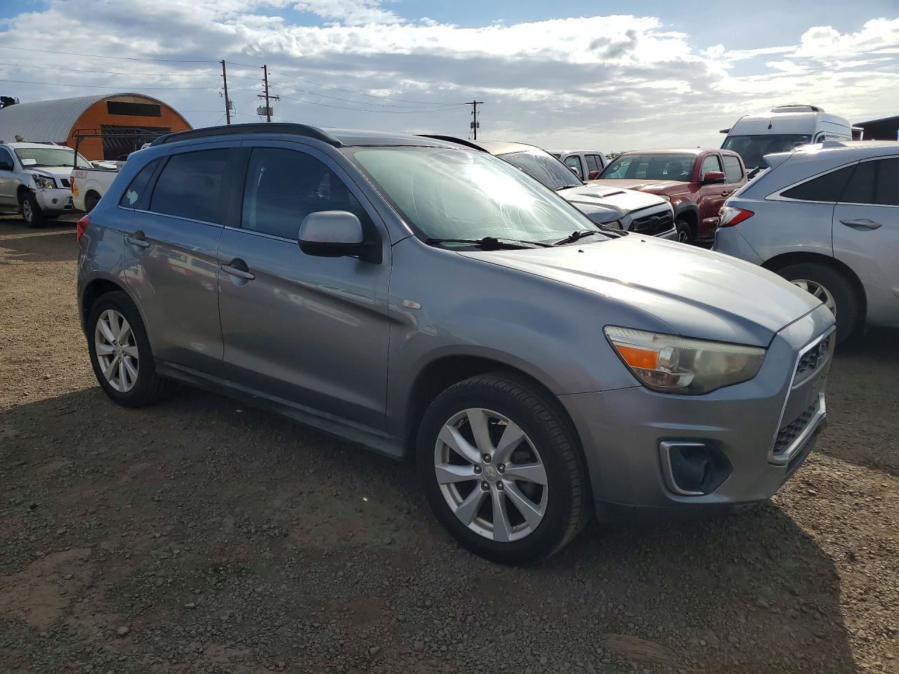 2014 MITSUBISHI OUTLANDER SE photo 10