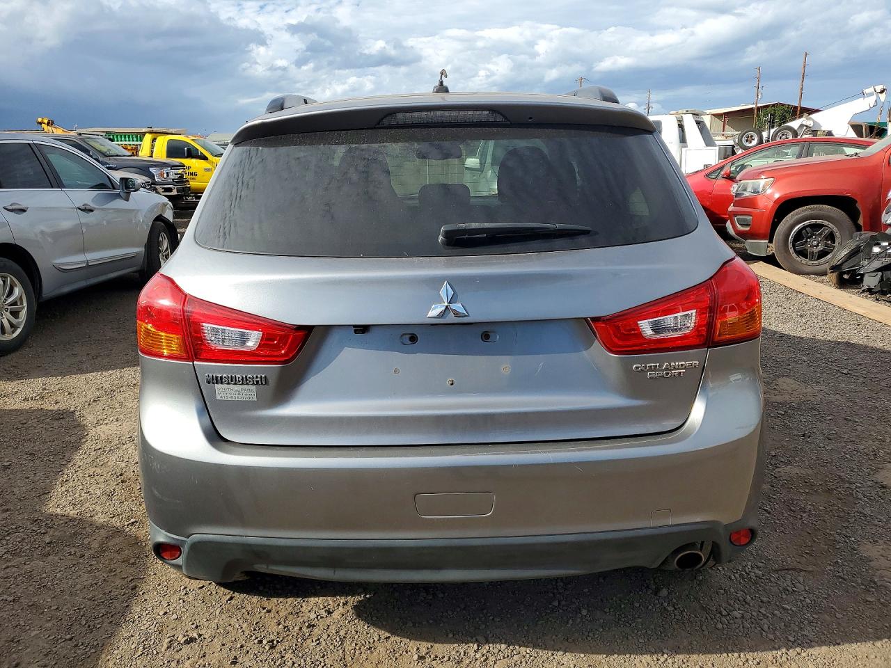 2014 MITSUBISHI OUTLANDER SE photo 16
