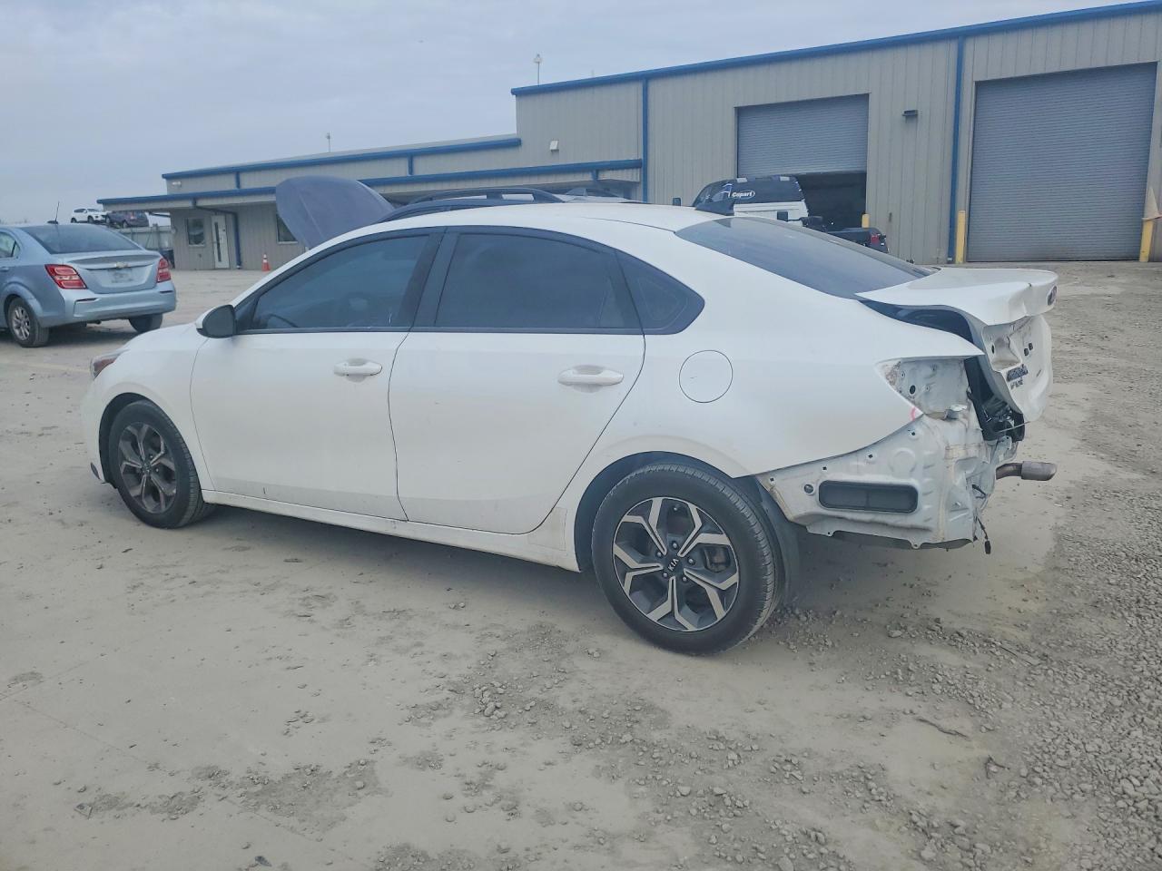 2021 KIA FORTE FE photo 3