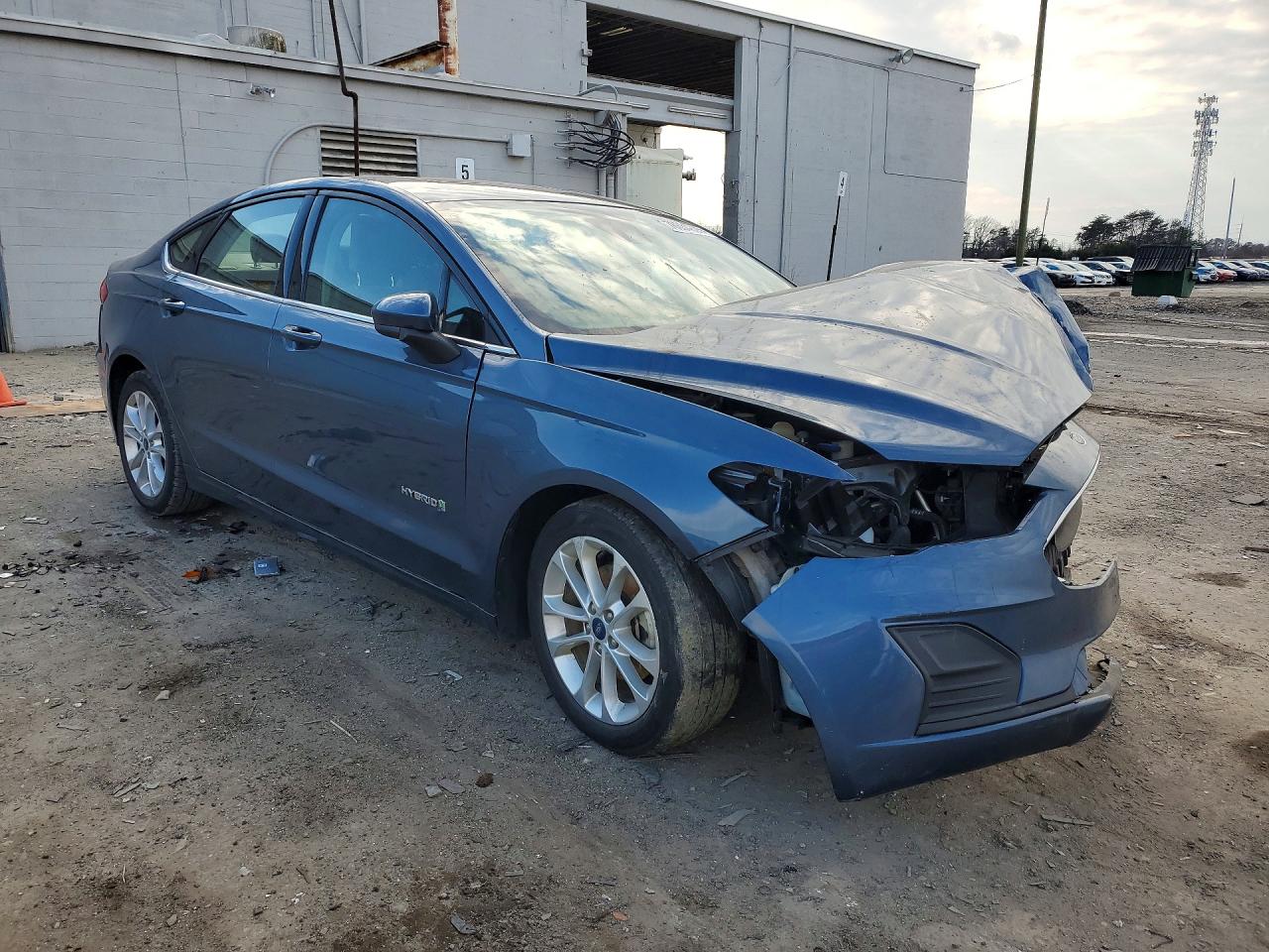 2019 FORD FUSION SE photo 4