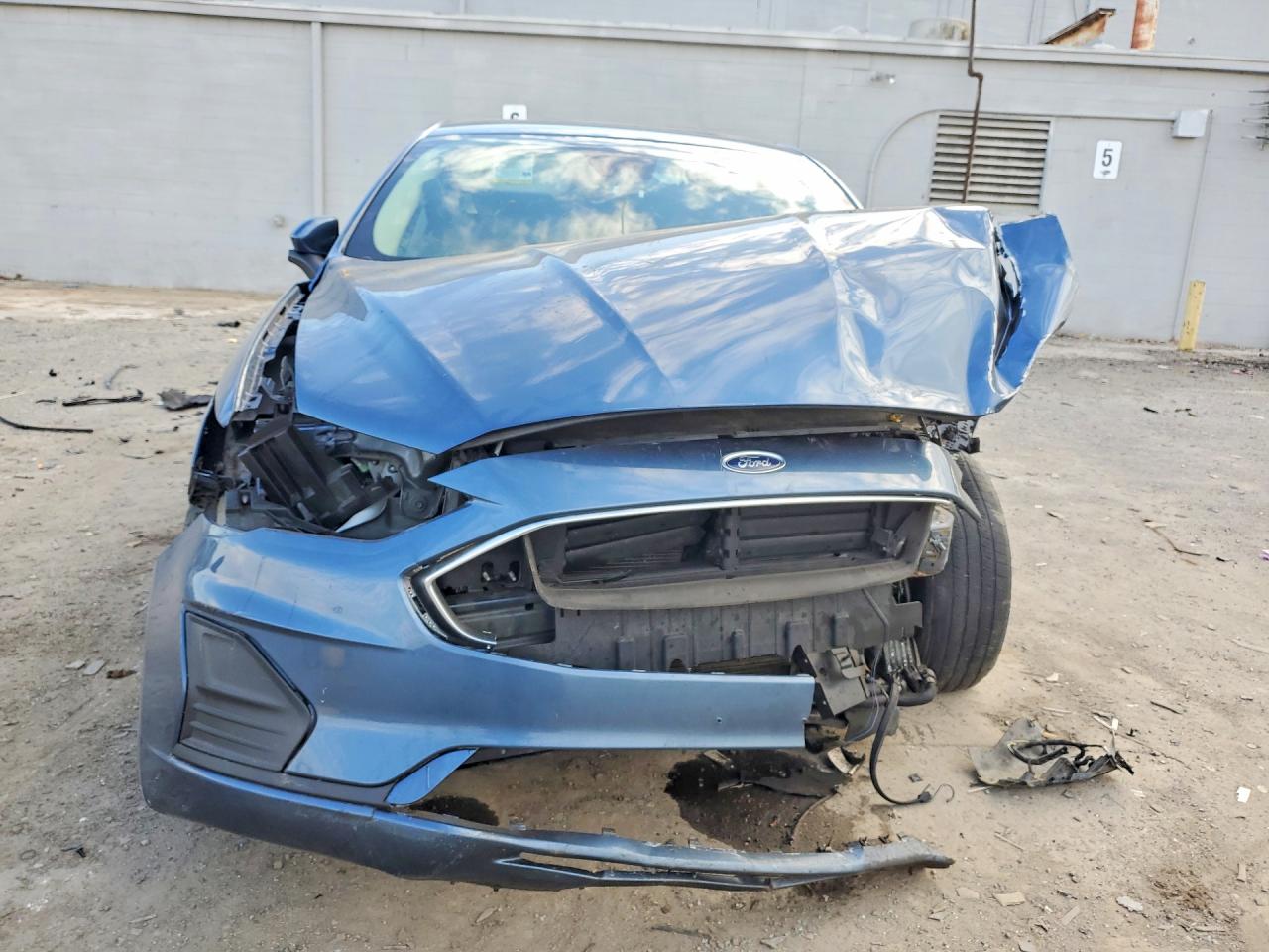 2019 FORD FUSION SE photo 5