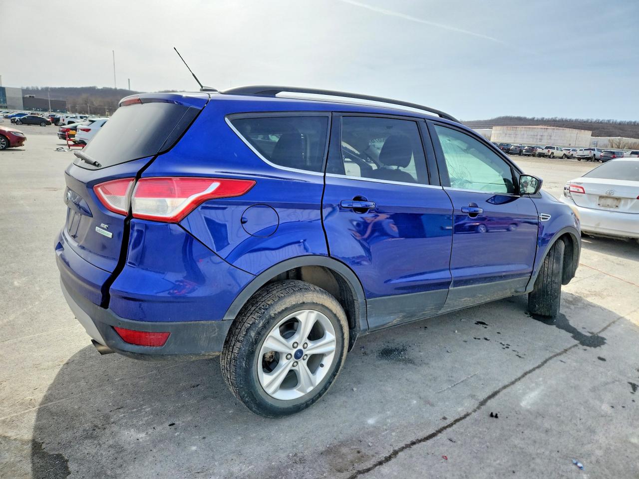 2016 FORD ESCAPE SE photo 5