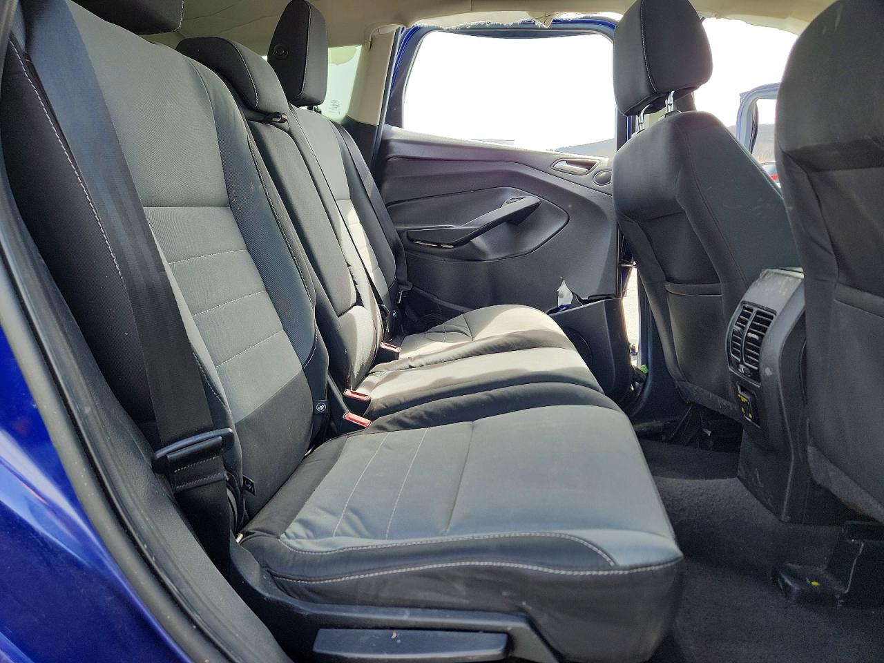 2016 FORD ESCAPE SE photo 19