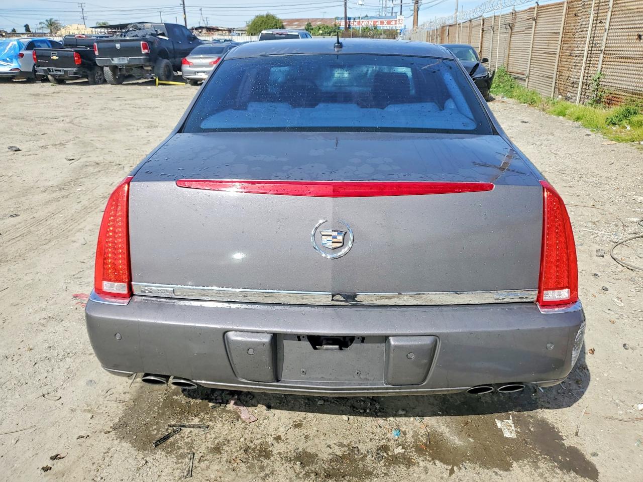 2007 CADILLAC DTS photo 6