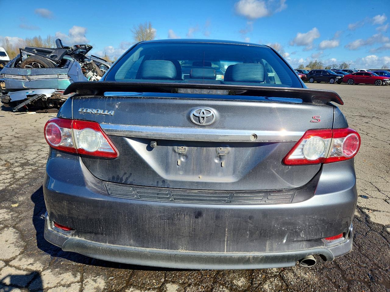 2013 TOYOTA COROLLA BASE photo 11