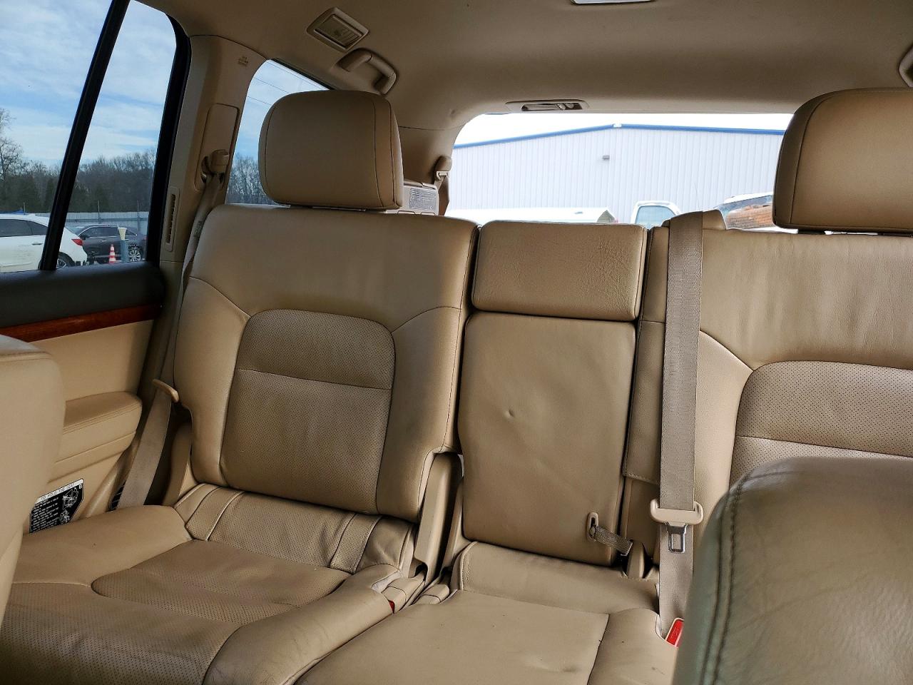 2013 TOYOTA LAND CRUISER photo 10