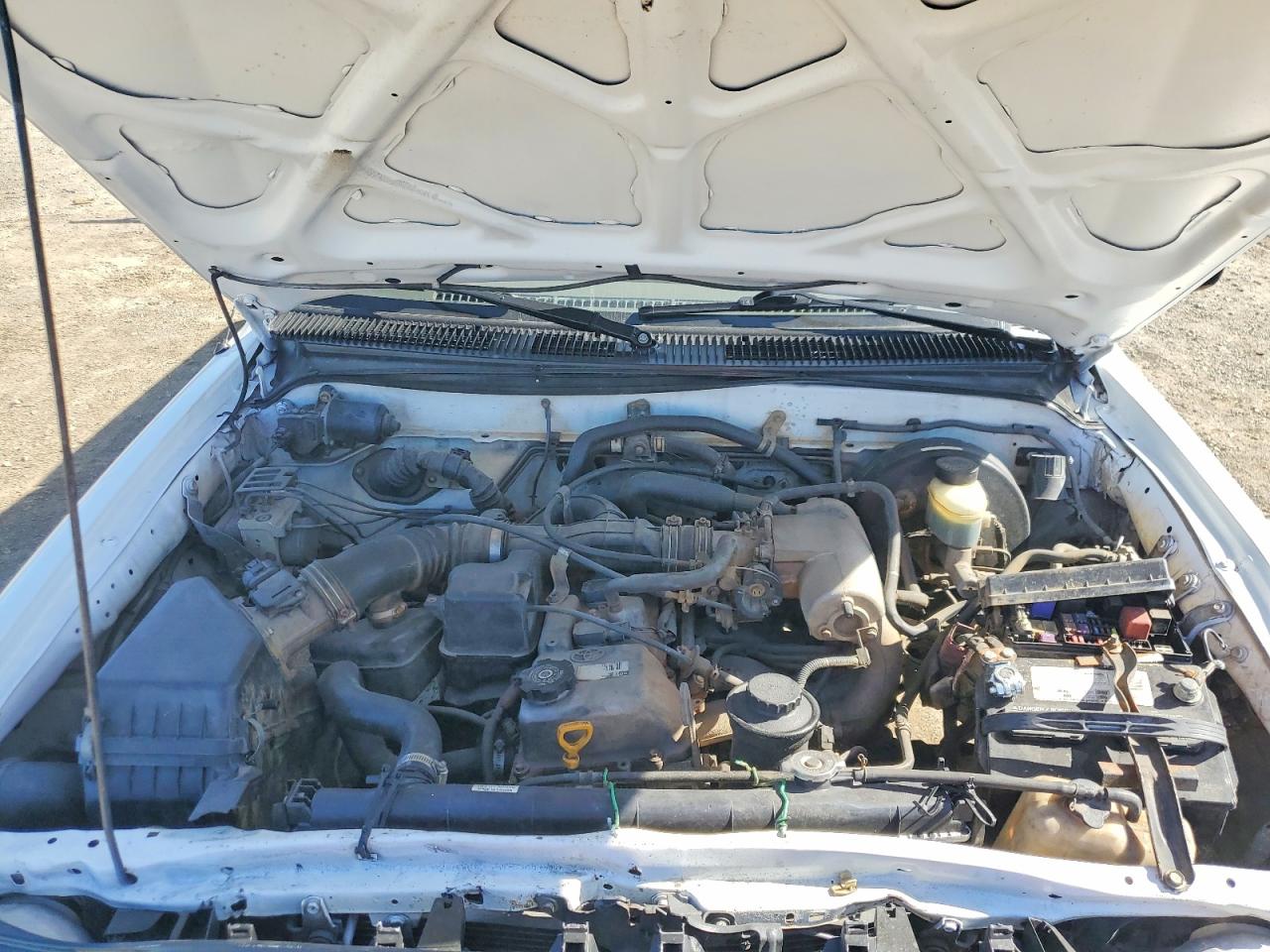 2004 TOYOTA TACOMA XTRACAB photo 11