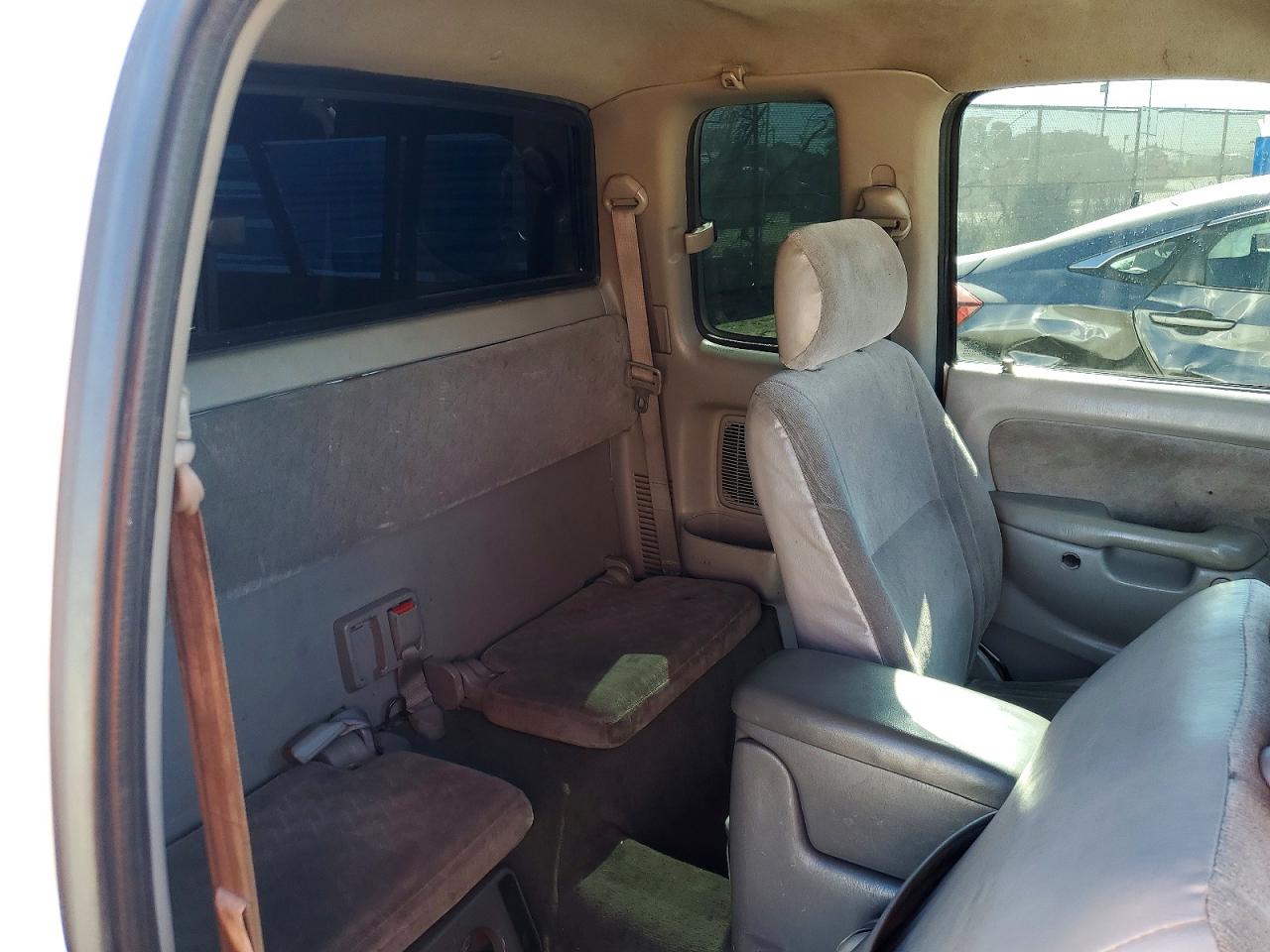2004 TOYOTA TACOMA XTRACAB photo 10