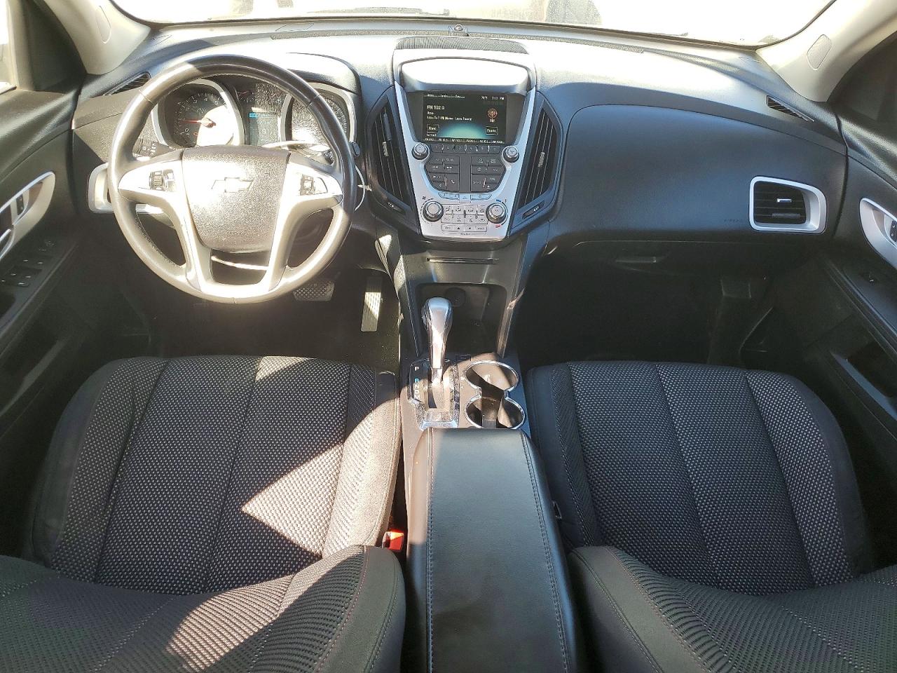 2015 CHEVROLET EQUINOX LT photo 22