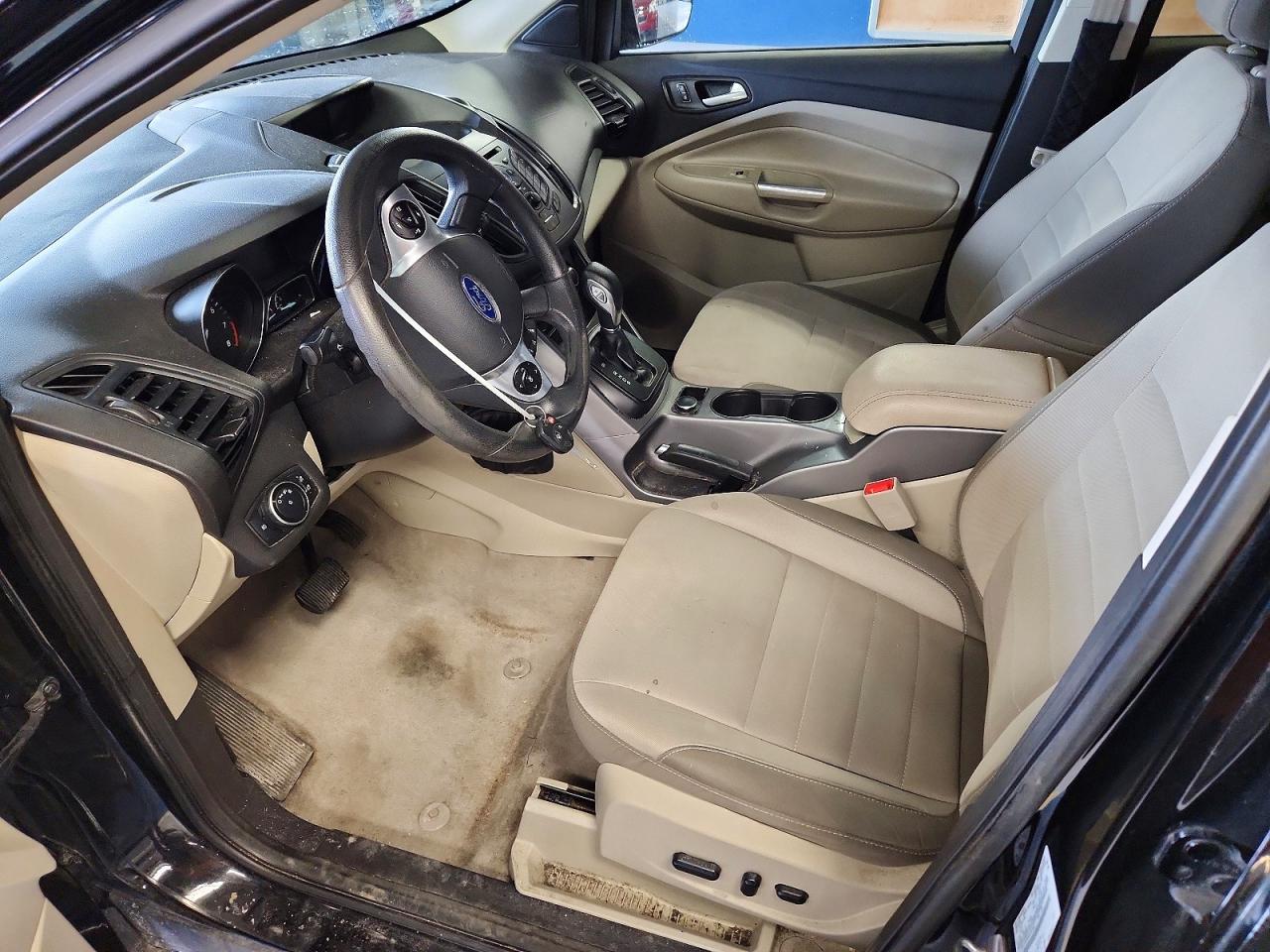 2016 FORD ESCAPE SE photo 7
