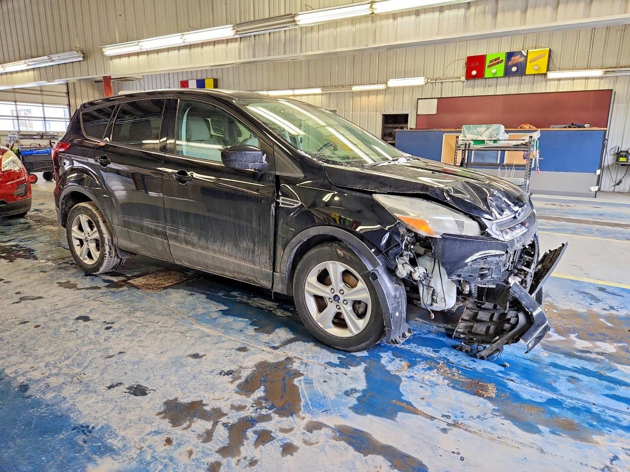 2016 FORD ESCAPE SE photo 4