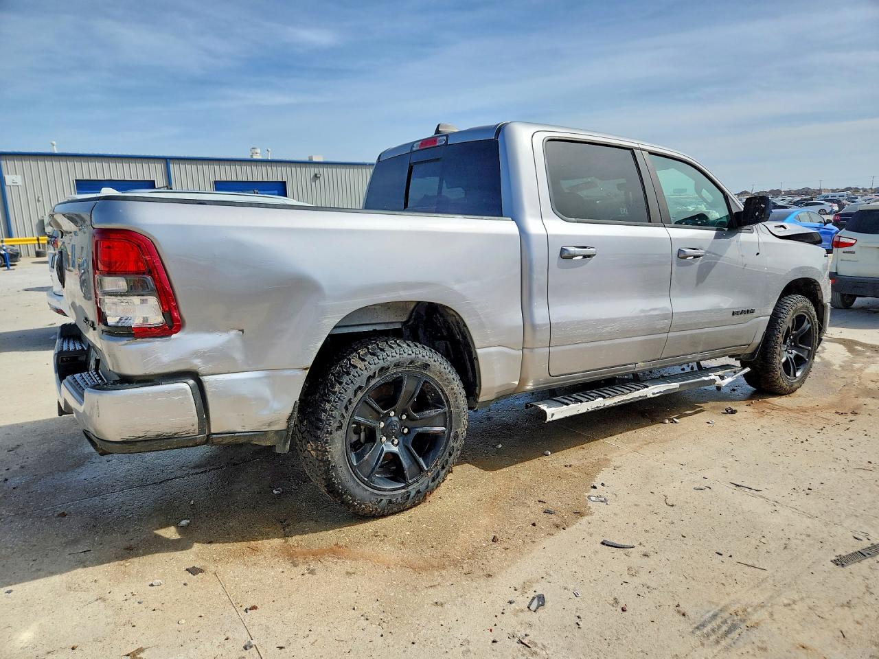 2021 RAM 1500 BIG HORN photo 5