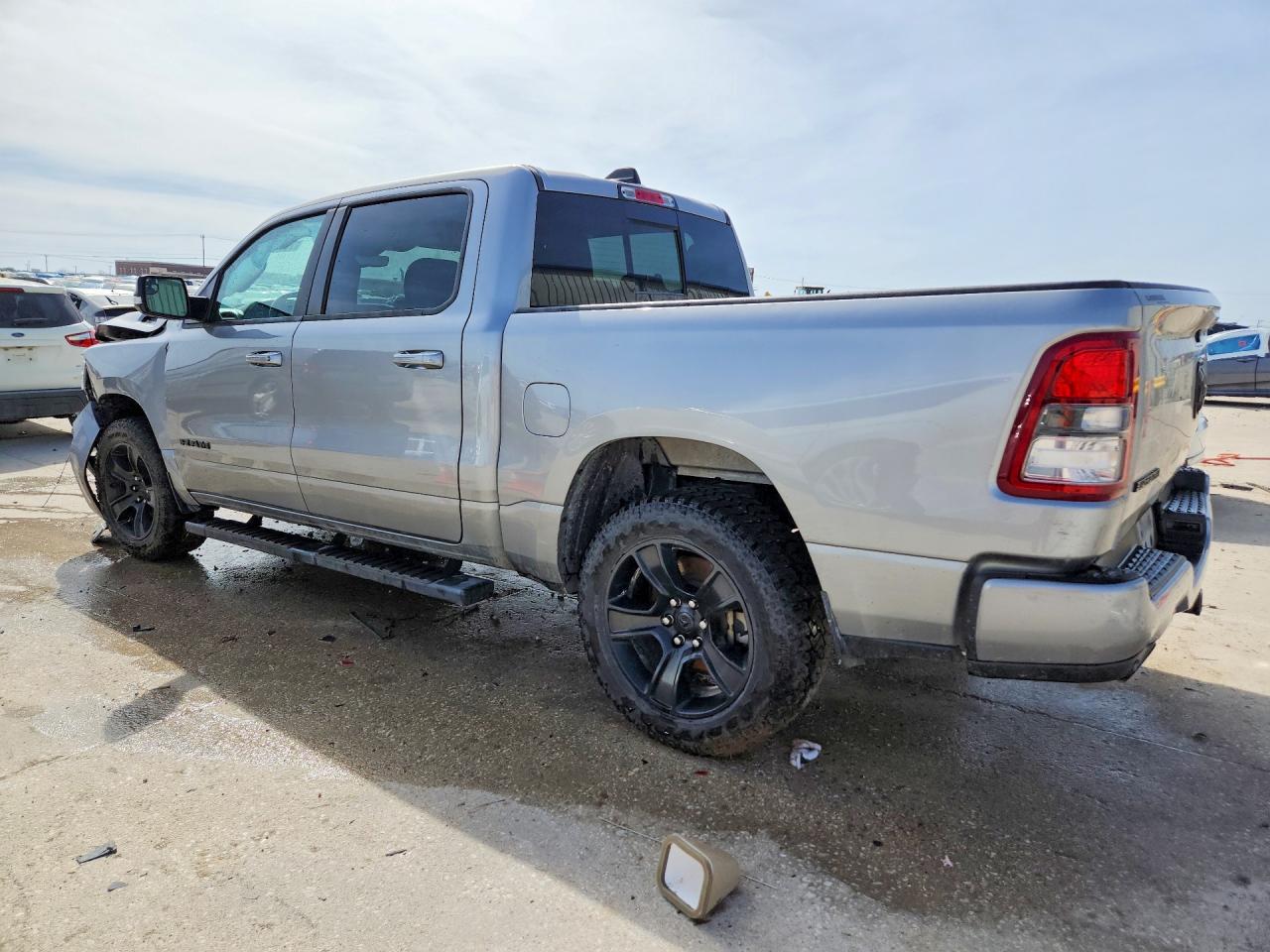 2021 RAM 1500 BIG HORN photo 3
