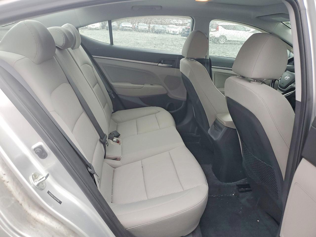 2018 HYUNDAI ELANTRA VALUE EDITION photo 10