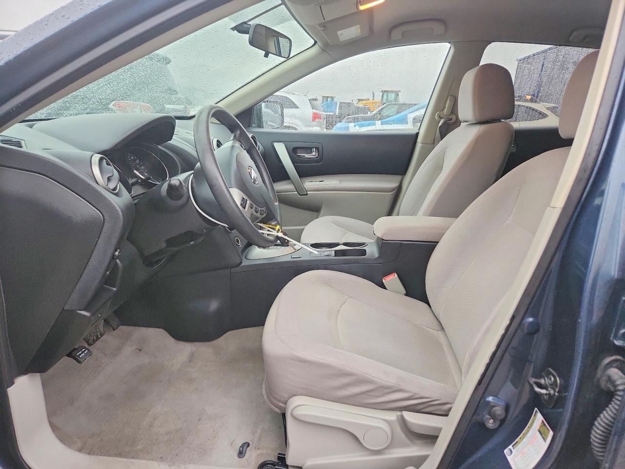 2013 NISSAN ROGUE S photo 13