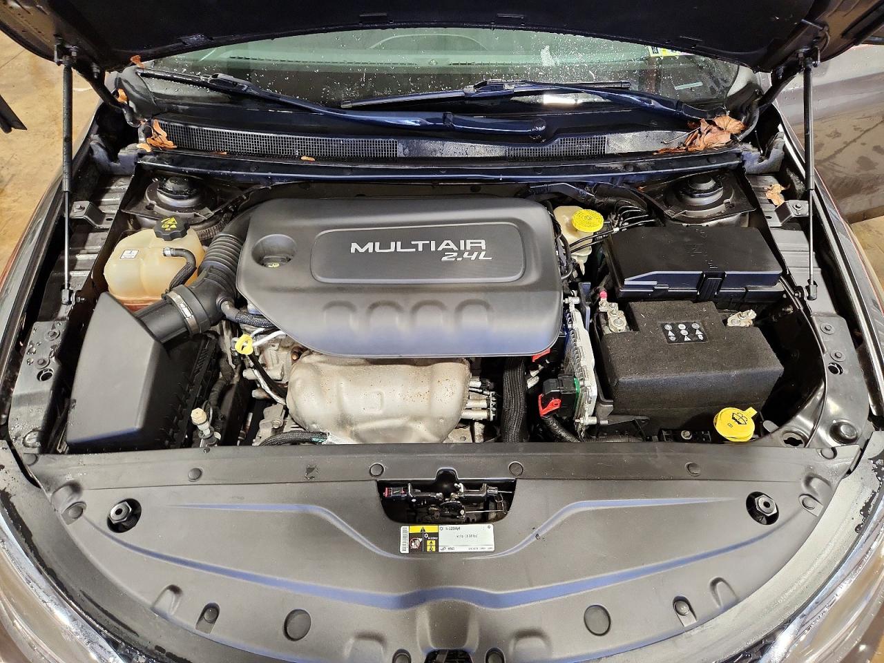 2015 CHRYSLER 200 LIMITED photo 21
