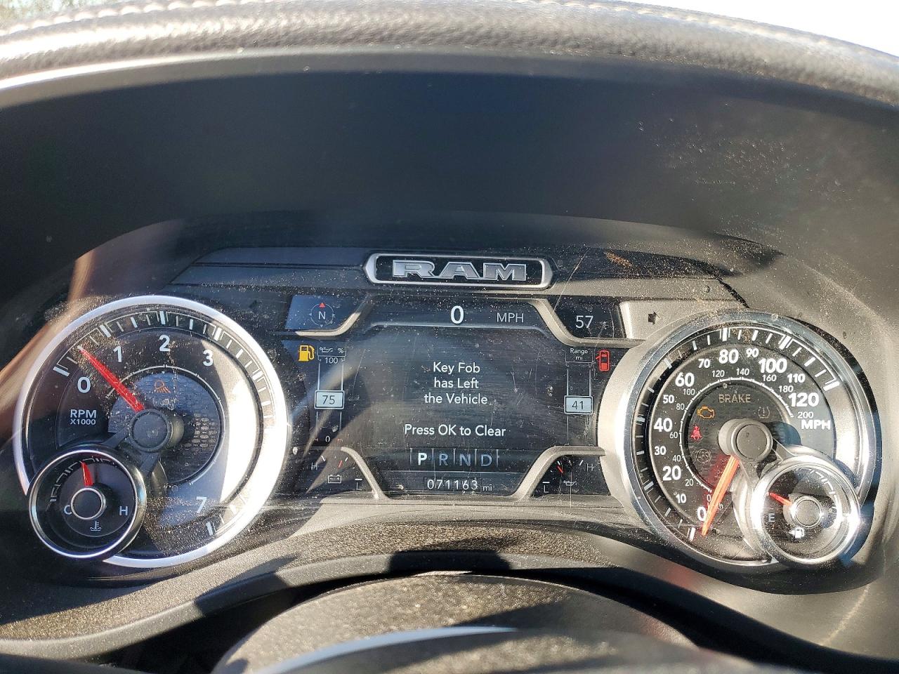 2019 RAM 1500 LARAMIE photo 9