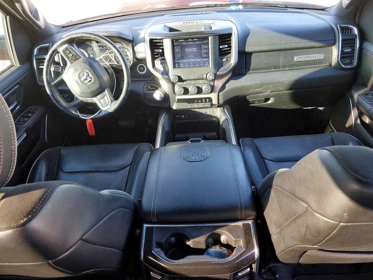 2019 RAM 1500 LARAMIE photo 8